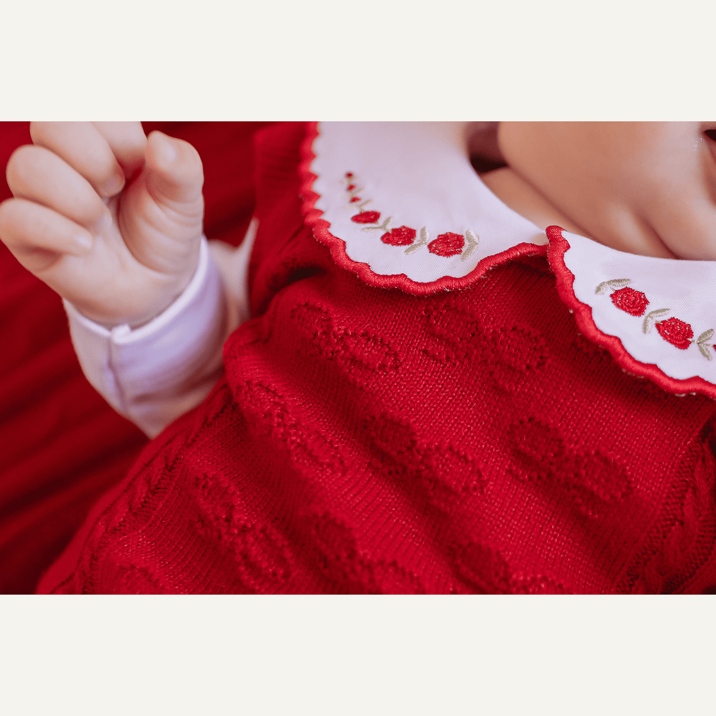 Saída de Maternidade Feminina – Conjunto Abraço | 7 Peças Exclusivas