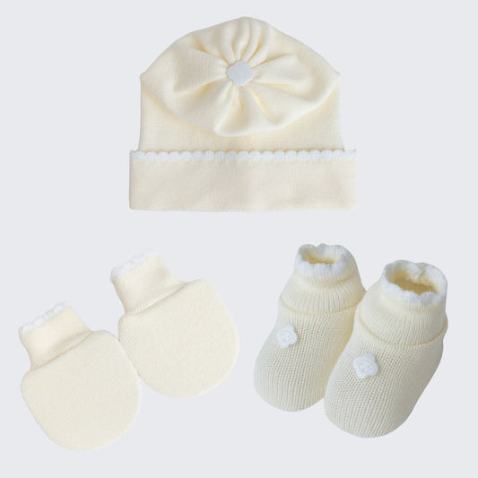Kit Meu Bebê – Sapatinho, Luva e Touca em Tricot
